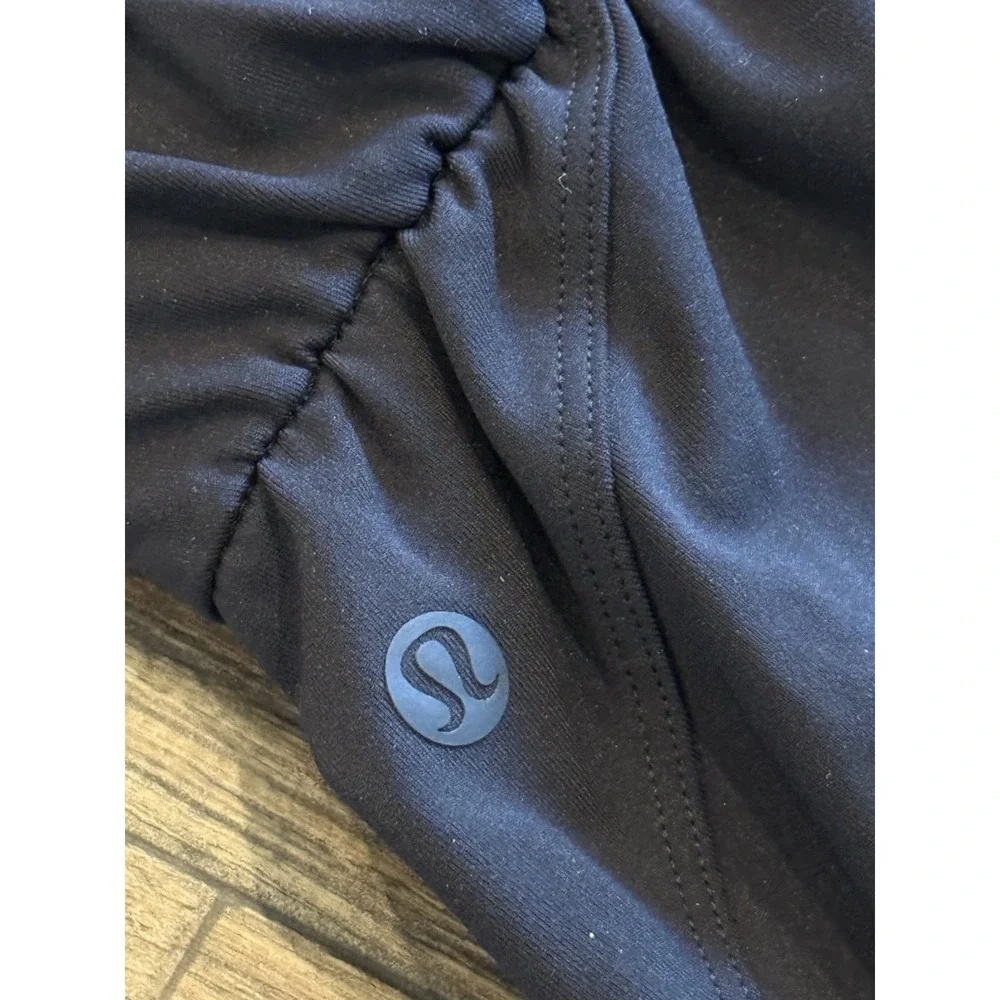 Lululemon Women's Black Stretch Jogger Pants Size 4 High Rise Drawstring Pockets